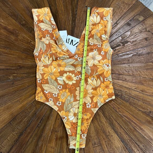 NEW ZARA MULTICOLOR FLORAL PRINTED SWIMSUIT BOHO FALL PRINT FLORAL Size S - Picture 4 of 8